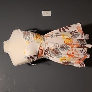 Floral Cut out Flowy Mini Dress